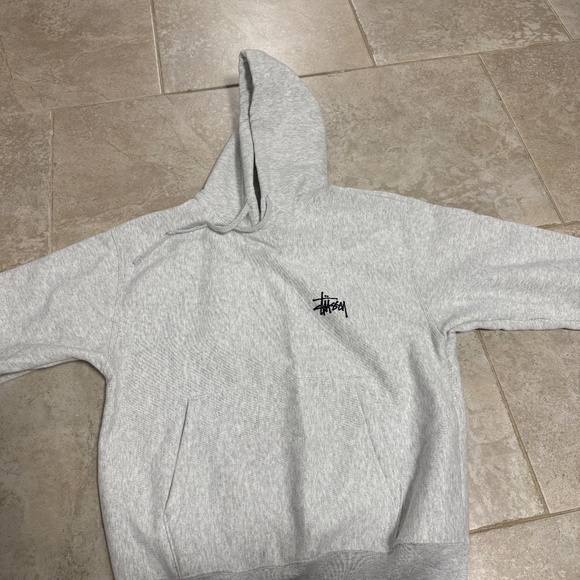 This is a Stüssy Basic Hoodie in Ash Heather size Small authentic - Picture 1 of 8